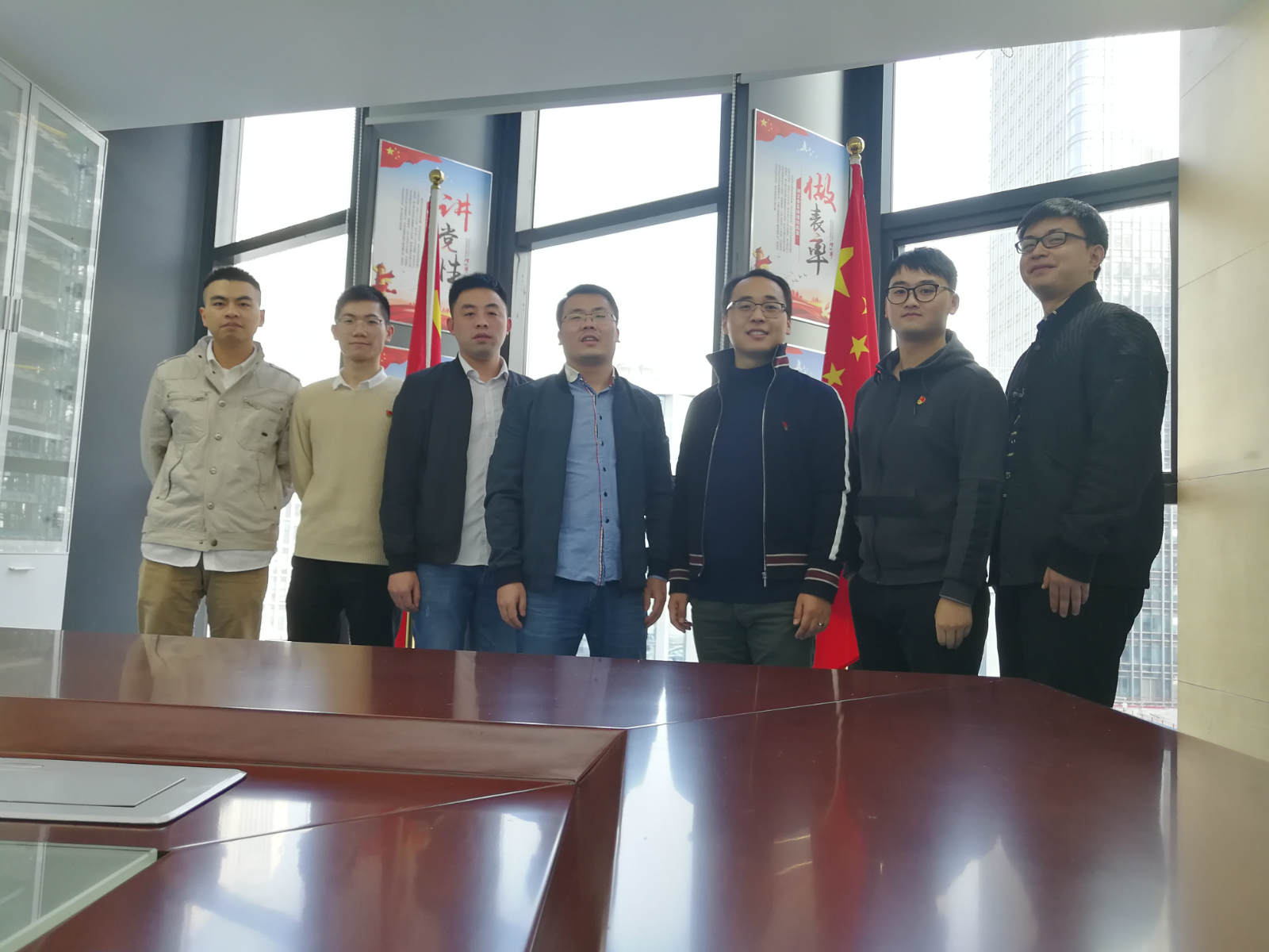尊时凯龙·(中国区)人生就是搏!