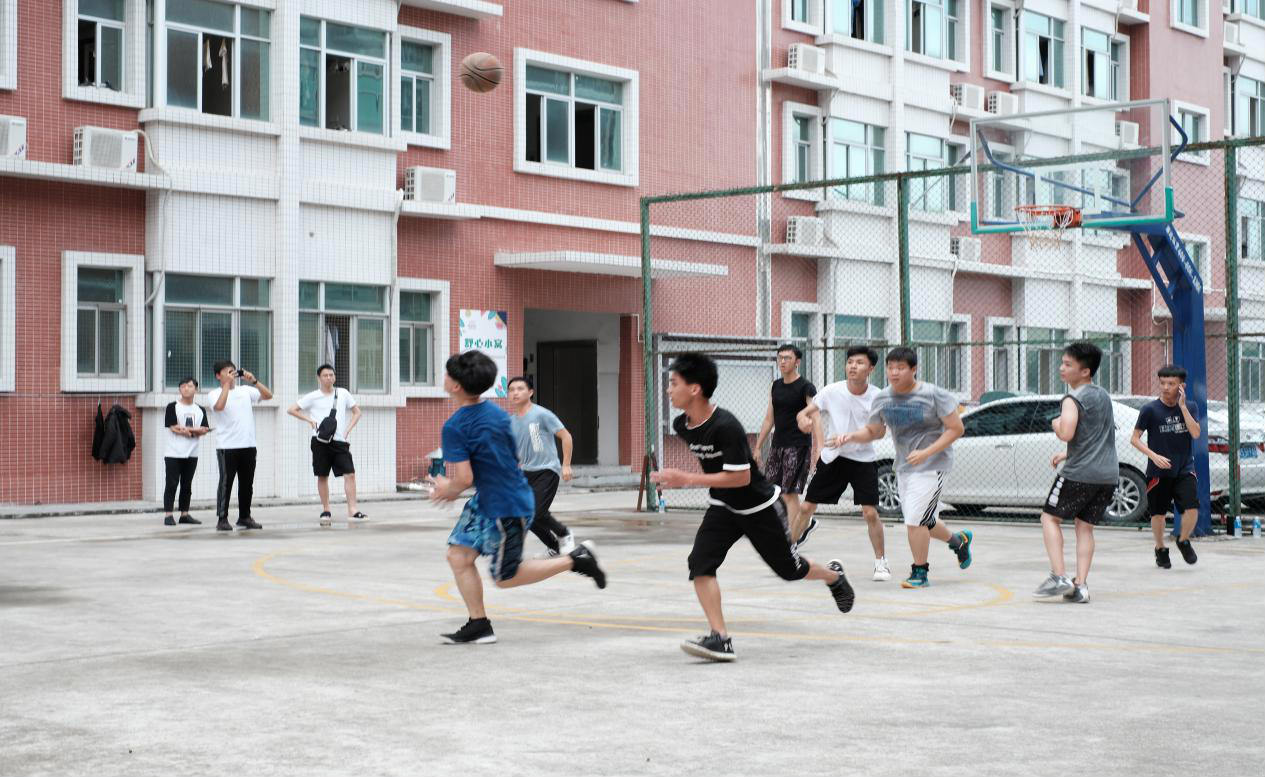 尊时凯龙·(中国区)人生就是搏!